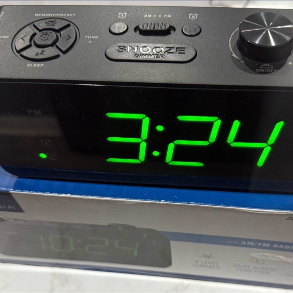 Insignia Digital Clock - Picture 2 of 3